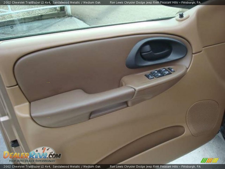 2002 Chevrolet TrailBlazer LS 4x4 Sandalwood Metallic / Medium Oak Photo #21
