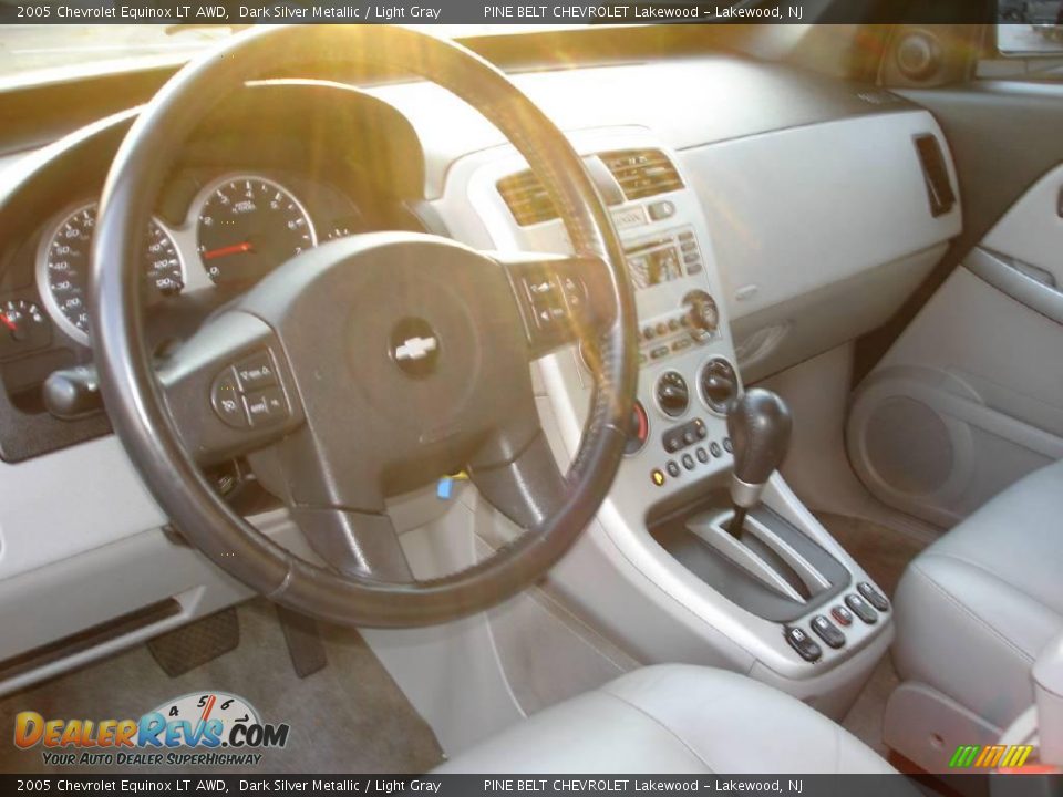 2005 Chevrolet Equinox LT AWD Dark Silver Metallic / Light Gray Photo #8