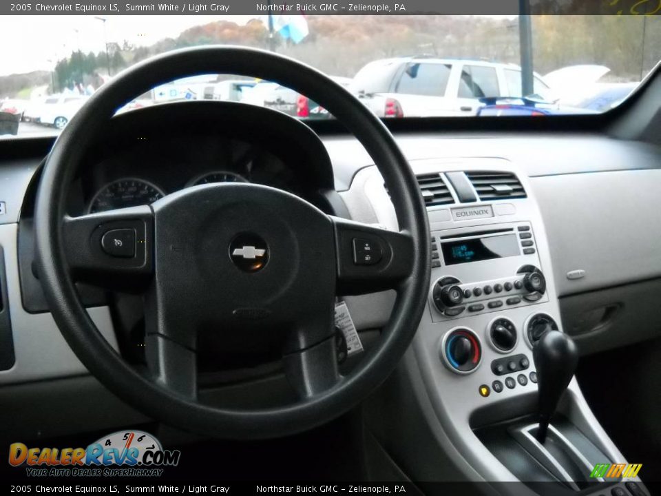 2005 Chevrolet Equinox LS Summit White / Light Gray Photo #11