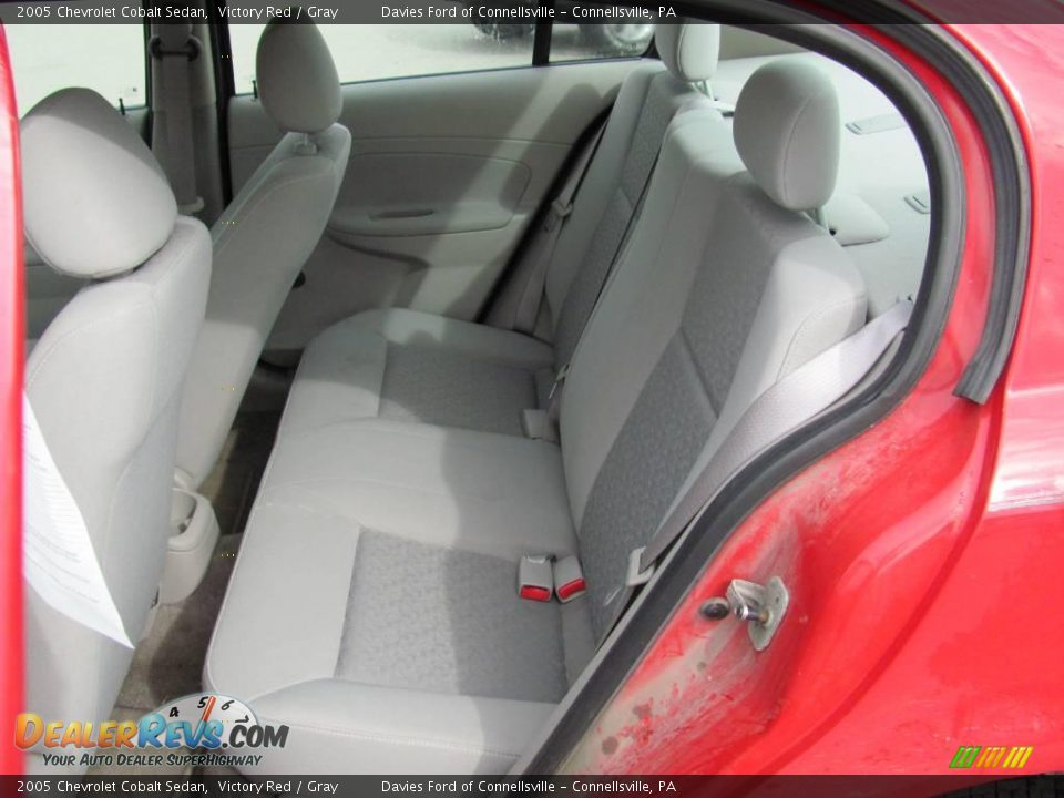 2005 Chevrolet Cobalt Sedan Victory Red / Gray Photo #12