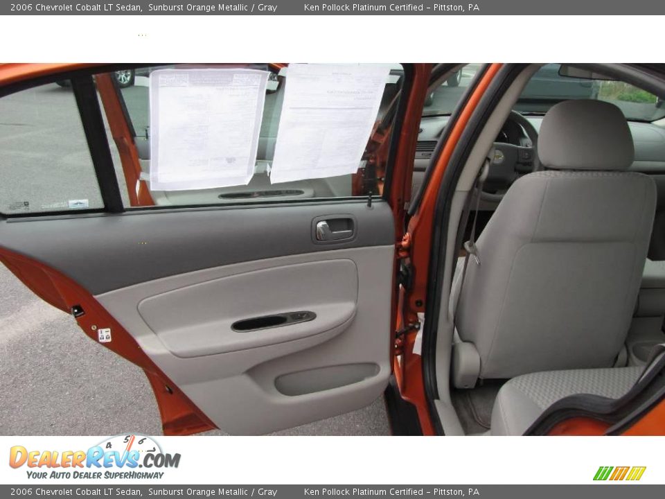 2006 Chevrolet Cobalt LT Sedan Sunburst Orange Metallic / Gray Photo #11