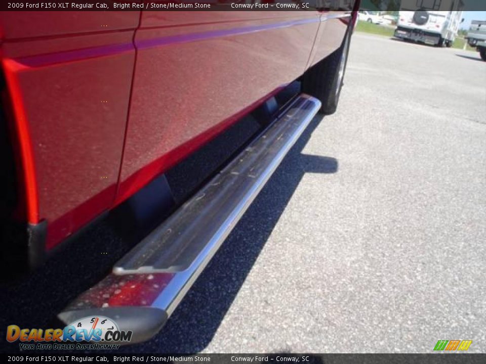2009 Ford F150 XLT Regular Cab Bright Red / Stone/Medium Stone Photo #14