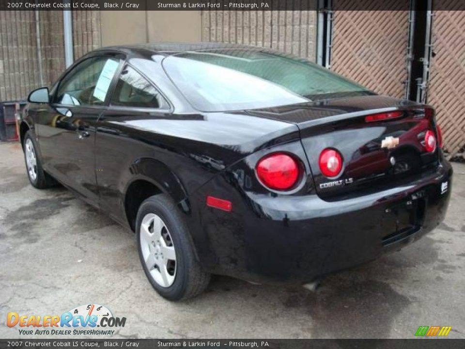 2007 Chevrolet Cobalt LS Coupe Black / Gray Photo #2