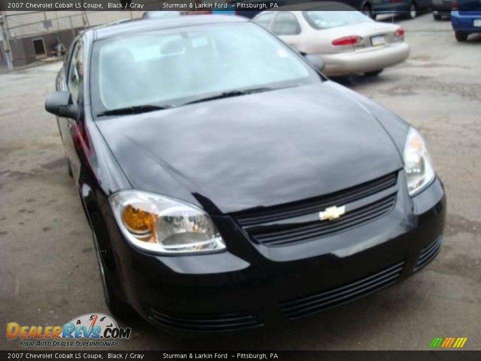 2007 Chevrolet Cobalt LS Coupe Black / Gray Photo #5