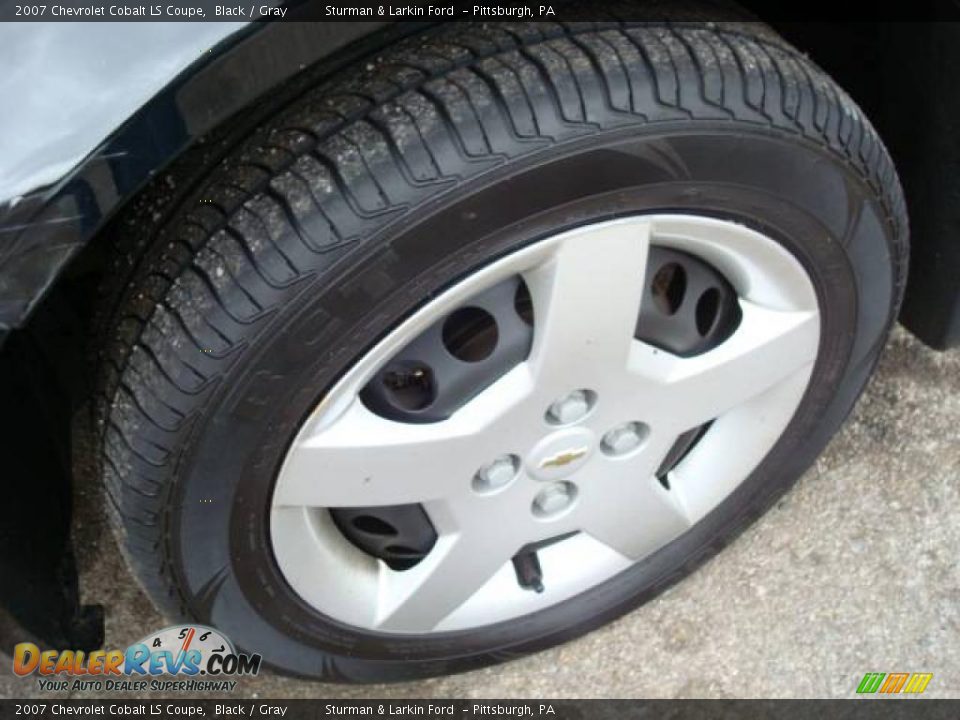 2007 Chevrolet Cobalt LS Coupe Black / Gray Photo #8