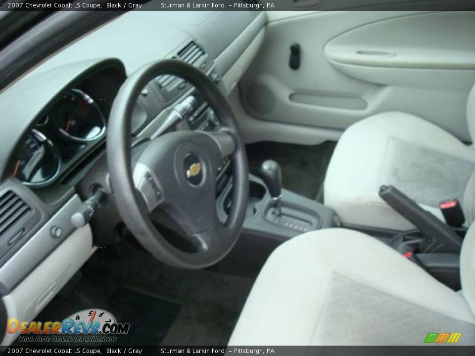 2007 Chevrolet Cobalt LS Coupe Black / Gray Photo #13