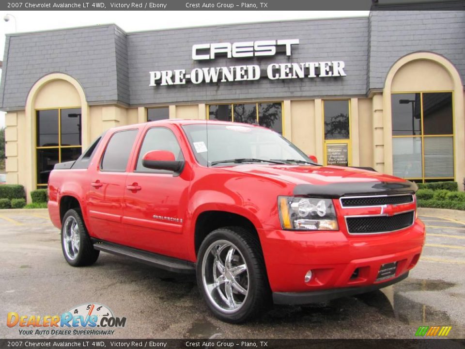 2007 Chevrolet Avalanche LT 4WD Victory Red / Ebony Photo #1