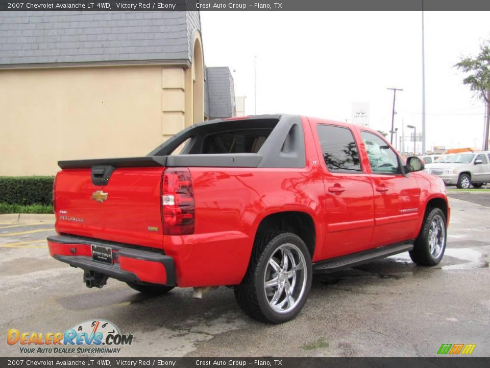 2007 Chevrolet Avalanche LT 4WD Victory Red / Ebony Photo #6