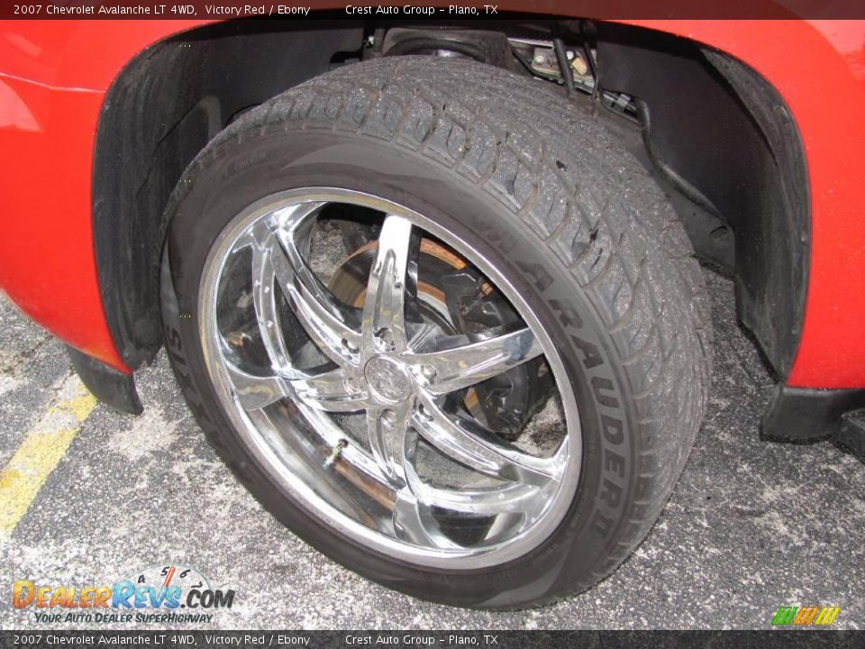 2007 Chevrolet Avalanche LT 4WD Victory Red / Ebony Photo #19