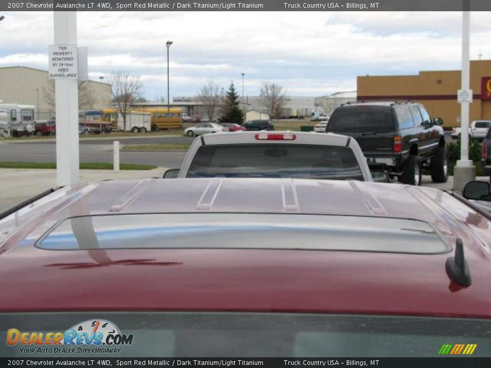 2007 Chevrolet Avalanche LT 4WD Sport Red Metallic / Dark Titanium/Light Titanium Photo #10