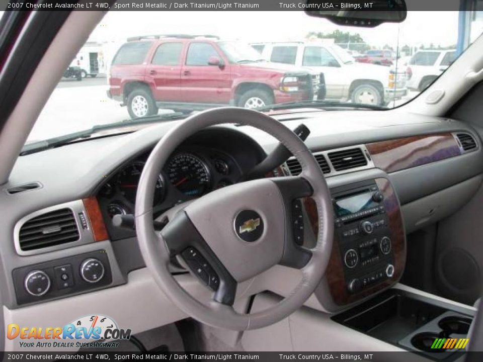 2007 Chevrolet Avalanche LT 4WD Sport Red Metallic / Dark Titanium/Light Titanium Photo #13