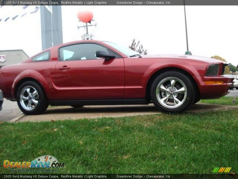 2005 Ford Mustang V6 Deluxe Coupe Redfire Metallic / Light Graphite Photo #6