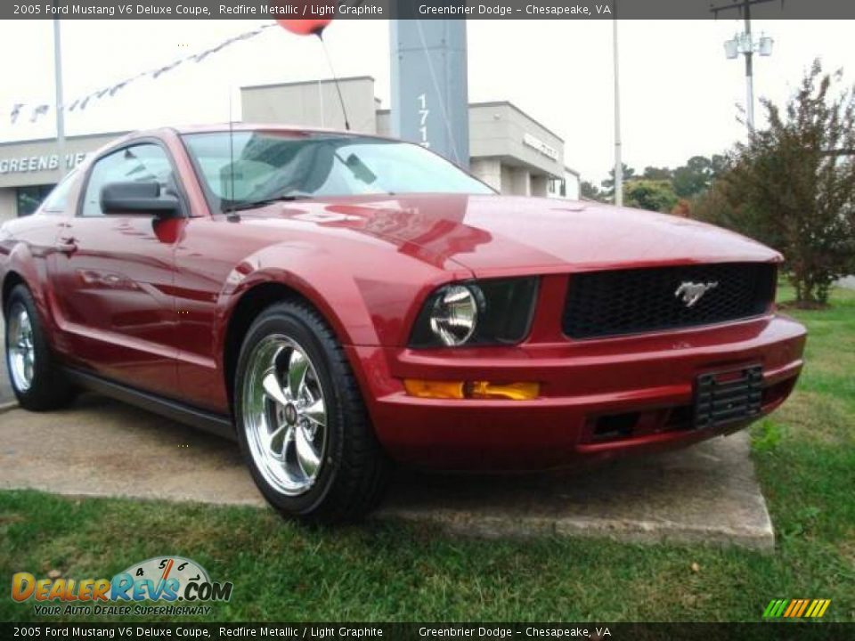 2005 Ford Mustang V6 Deluxe Coupe Redfire Metallic / Light Graphite Photo #7