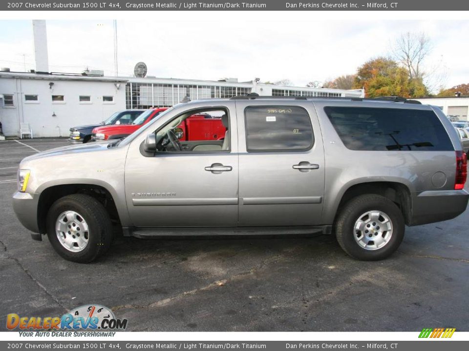 2007 Chevrolet Suburban 1500 LT 4x4 Graystone Metallic / Light Titanium/Dark Titanium Photo #9