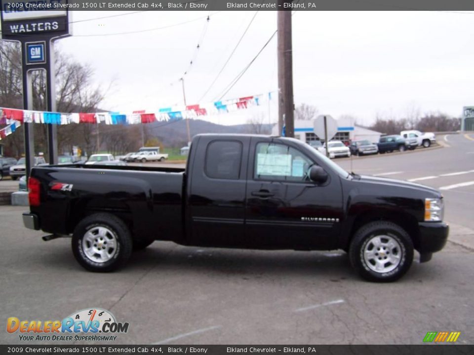 2009 Chevrolet Silverado 1500 LT Extended Cab 4x4 Black / Ebony Photo #1