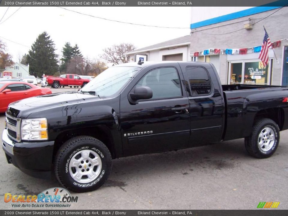 2009 Chevrolet Silverado 1500 LT Extended Cab 4x4 Black / Ebony Photo #3
