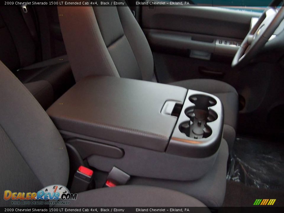 2009 Chevrolet Silverado 1500 LT Extended Cab 4x4 Black / Ebony Photo #15