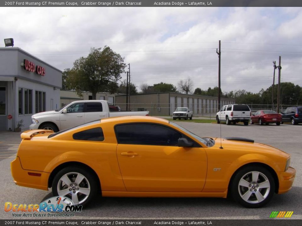 2007 Ford Mustang GT Premium Coupe Grabber Orange / Dark Charcoal Photo #2