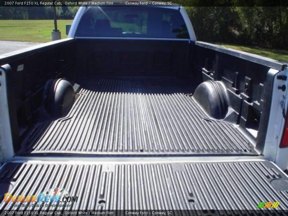 2007 Ford F150 XL Regular Cab Oxford White / Medium Flint Photo #14