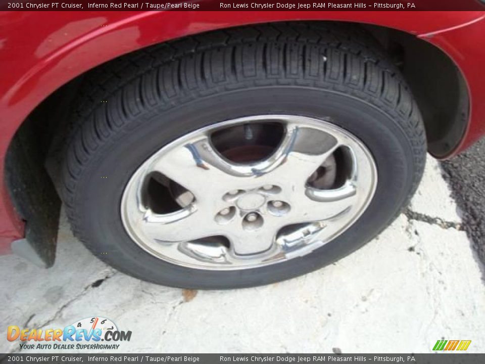2001 Chrysler PT Cruiser Inferno Red Pearl / Taupe/Pearl Beige Photo #12