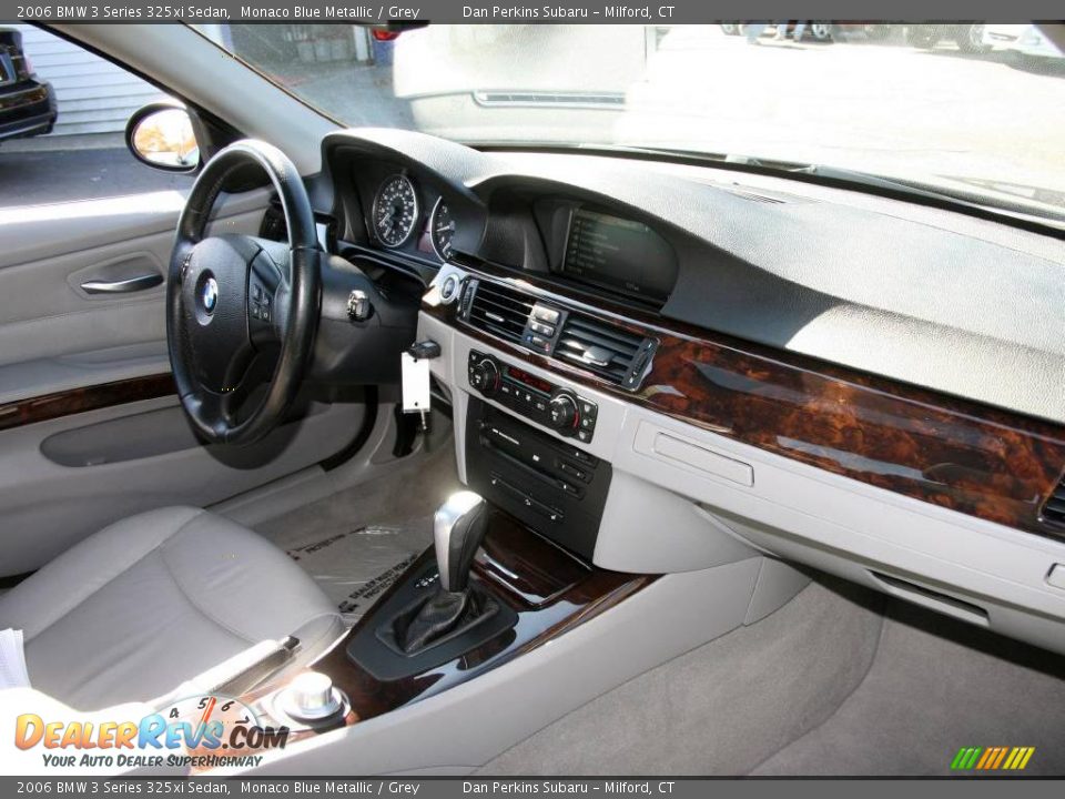2006 BMW 3 Series 325xi Sedan Monaco Blue Metallic / Grey Photo #10