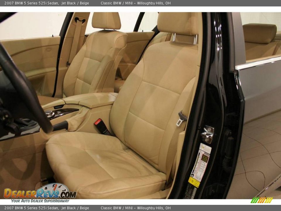 2007 BMW 5 Series 525i Sedan Jet Black / Beige Photo #10