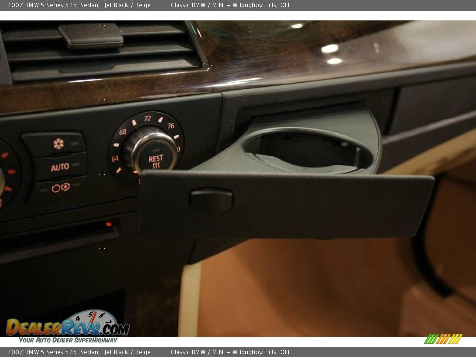 2007 BMW 5 Series 525i Sedan Jet Black / Beige Photo #19