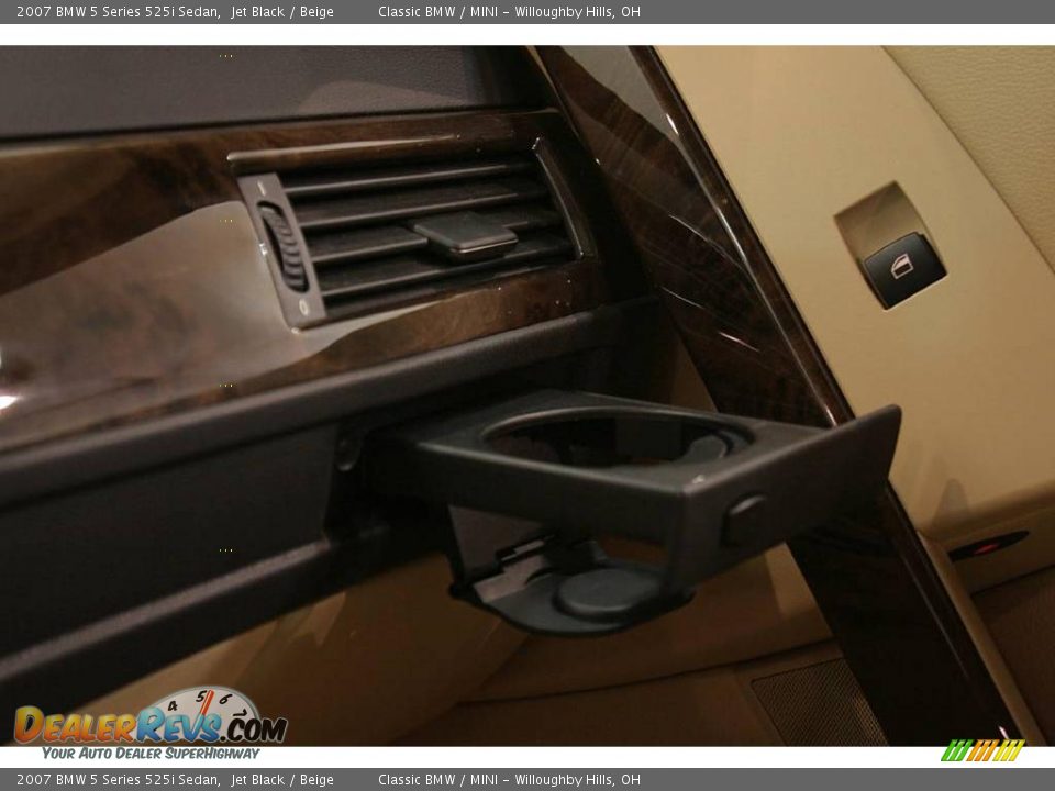 2007 BMW 5 Series 525i Sedan Jet Black / Beige Photo #20