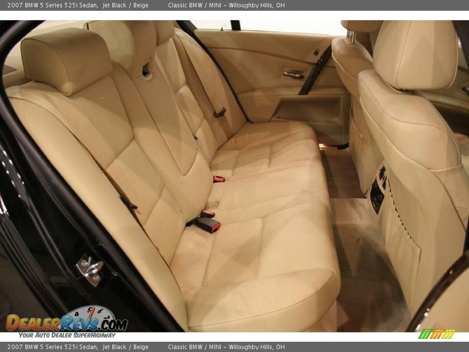 2007 BMW 5 Series 525i Sedan Jet Black / Beige Photo #23