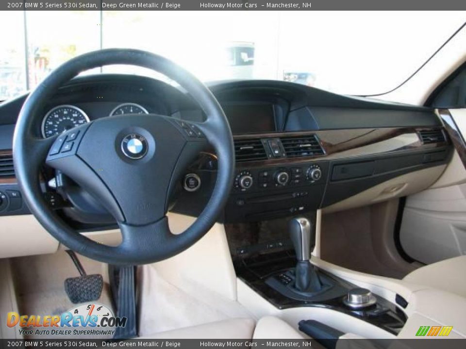 2007 BMW 5 Series 530i Sedan Deep Green Metallic / Beige Photo #7