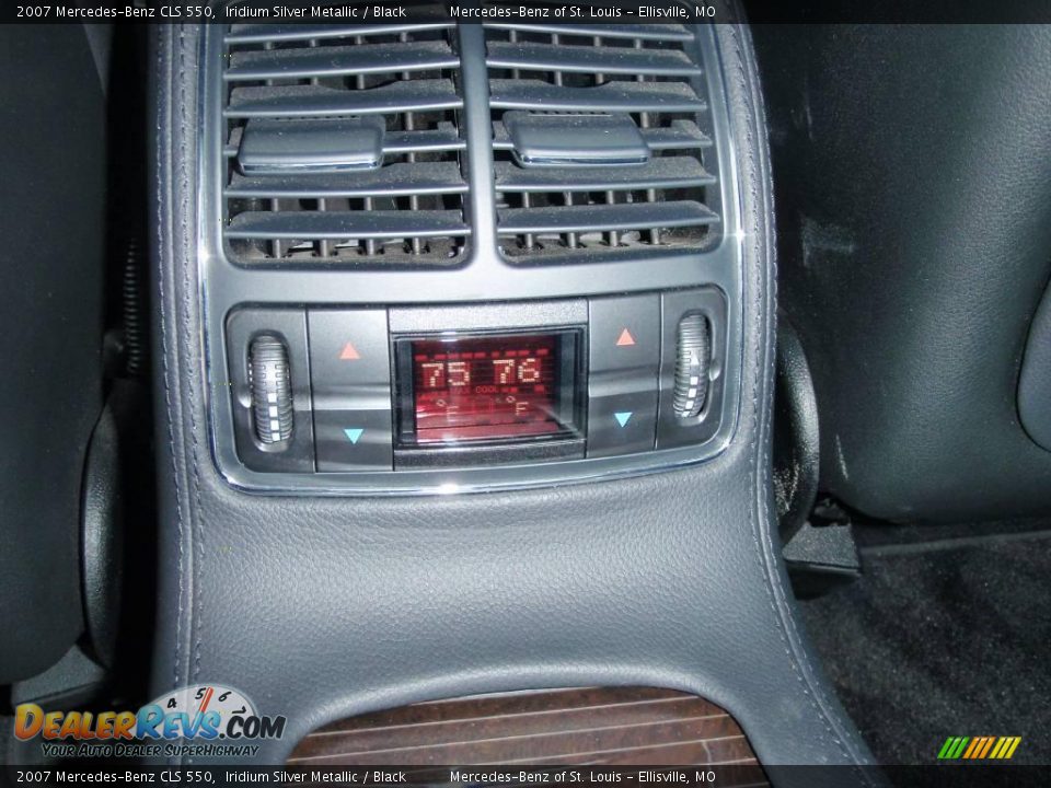 2007 Mercedes-Benz CLS 550 Iridium Silver Metallic / Black Photo #16