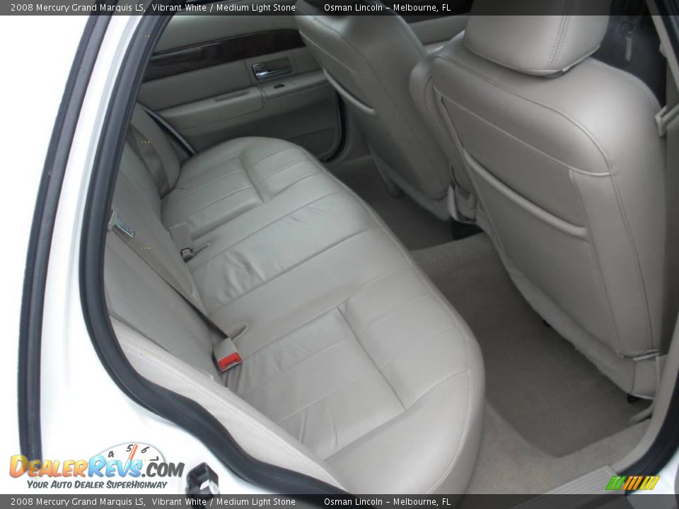 2008 Mercury Grand Marquis LS Vibrant White / Medium Light Stone Photo #15