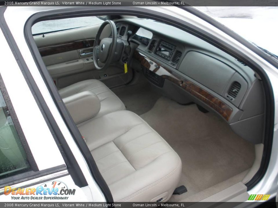2008 Mercury Grand Marquis LS Vibrant White / Medium Light Stone Photo #17