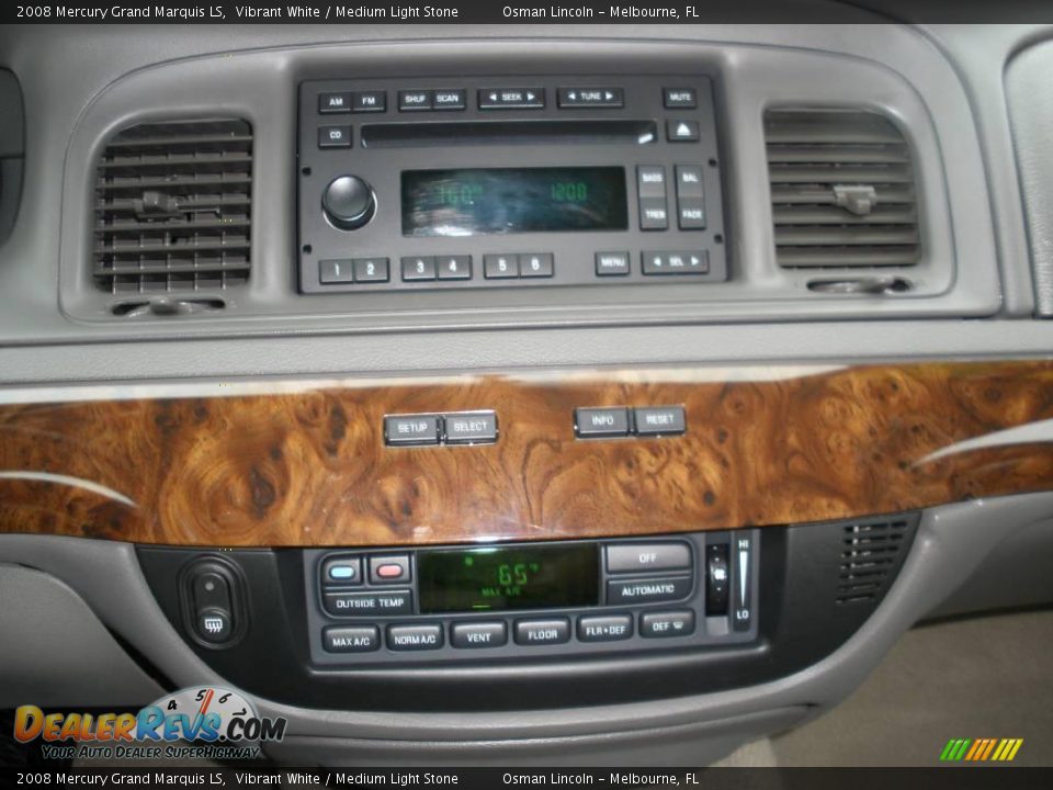 2008 Mercury Grand Marquis LS Vibrant White / Medium Light Stone Photo #18