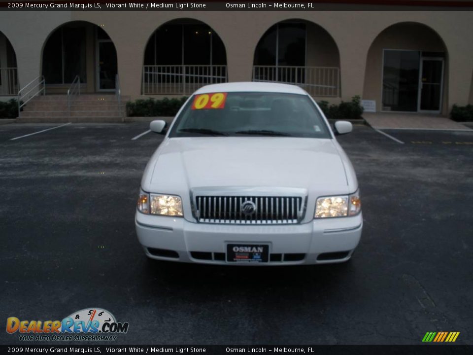 2009 Mercury Grand Marquis LS Vibrant White / Medium Light Stone Photo #2