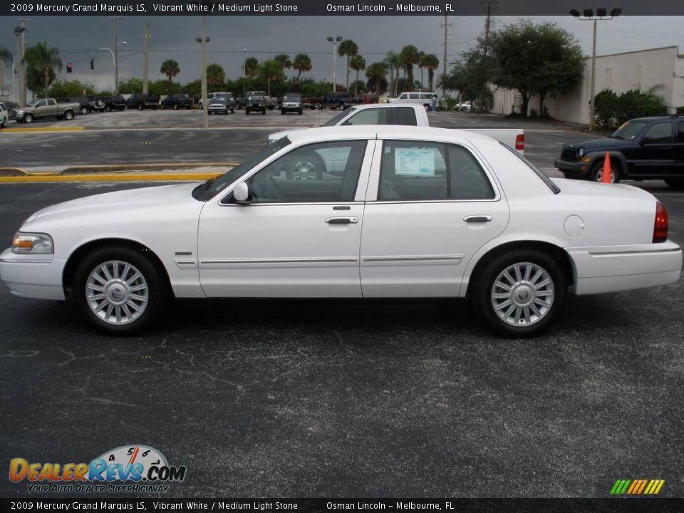 2009 Mercury Grand Marquis LS Vibrant White / Medium Light Stone Photo #4