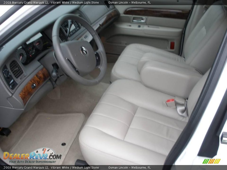 2009 Mercury Grand Marquis LS Vibrant White / Medium Light Stone Photo #11