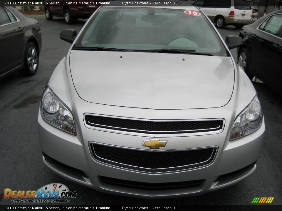 2010 Chevrolet Malibu LS Sedan Silver Ice Metallic / Titanium Photo #2