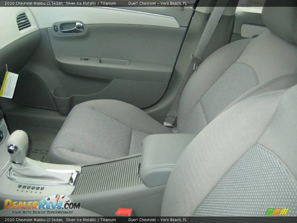 2010 Chevrolet Malibu LS Sedan Silver Ice Metallic / Titanium Photo #3
