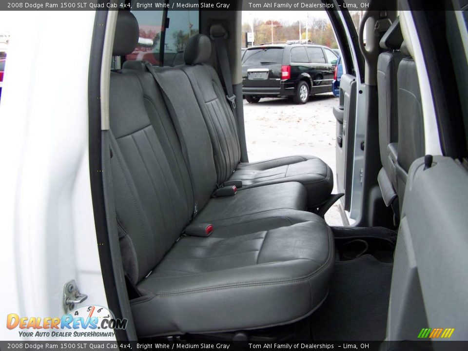 2008 Dodge Ram 1500 SLT Quad Cab 4x4 Bright White / Medium Slate Gray Photo #12