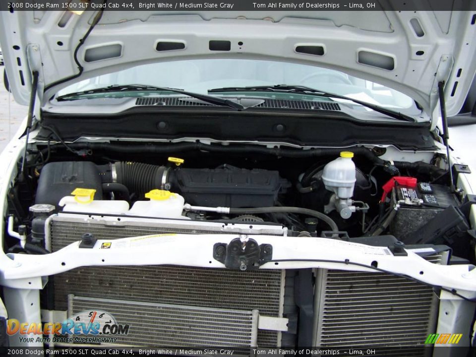 2008 Dodge Ram 1500 SLT Quad Cab 4x4 Bright White / Medium Slate Gray Photo #16