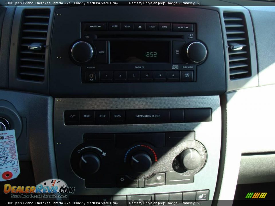 2006 Jeep Grand Cherokee Laredo 4x4 Black / Medium Slate Gray Photo #14