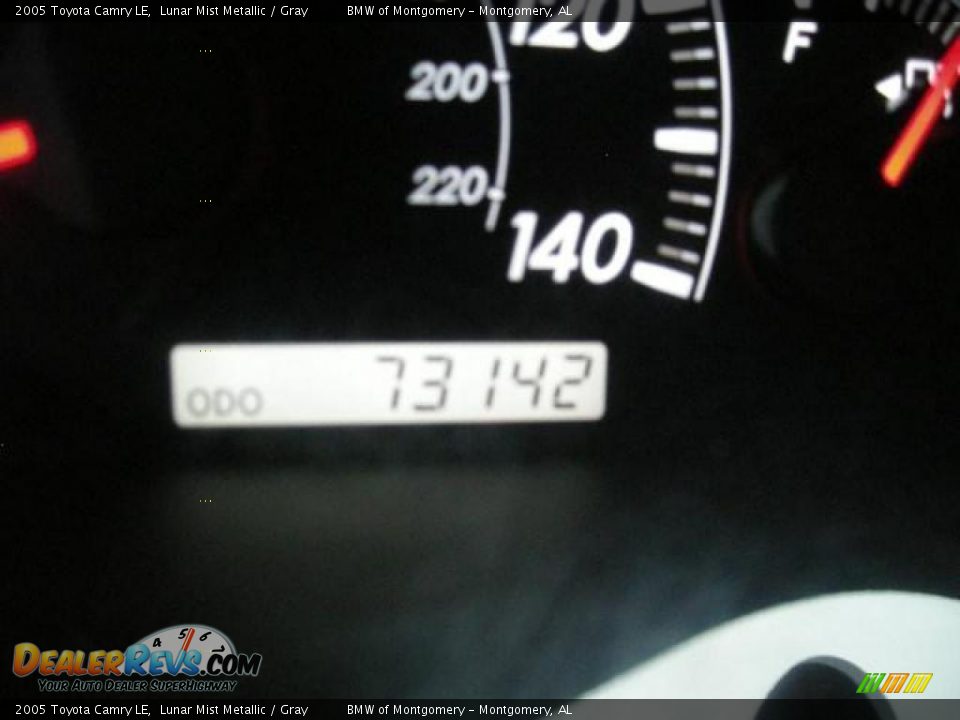 2005 Toyota Camry LE Lunar Mist Metallic / Gray Photo #12