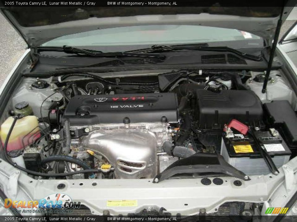 2005 Toyota Camry LE Lunar Mist Metallic / Gray Photo #13