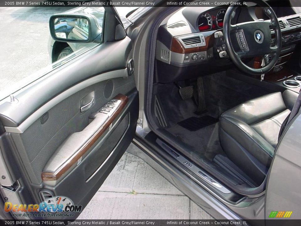 2005 BMW 7 Series 745Li Sedan Sterling Grey Metallic / Basalt Grey/Flannel Grey Photo #16
