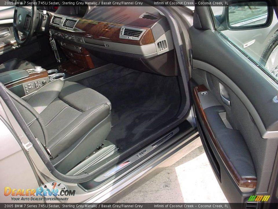 2005 BMW 7 Series 745Li Sedan Sterling Grey Metallic / Basalt Grey/Flannel Grey Photo #18