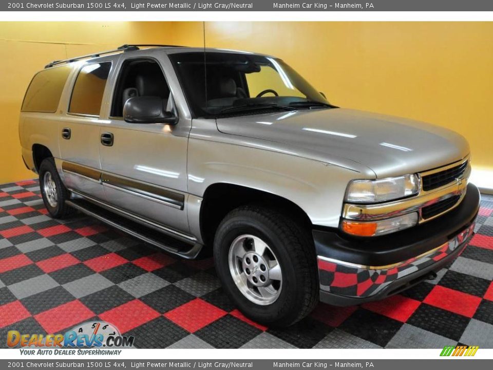2001 Chevrolet Suburban 1500 LS 4x4 Light Pewter Metallic / Light Gray/Neutral Photo #1