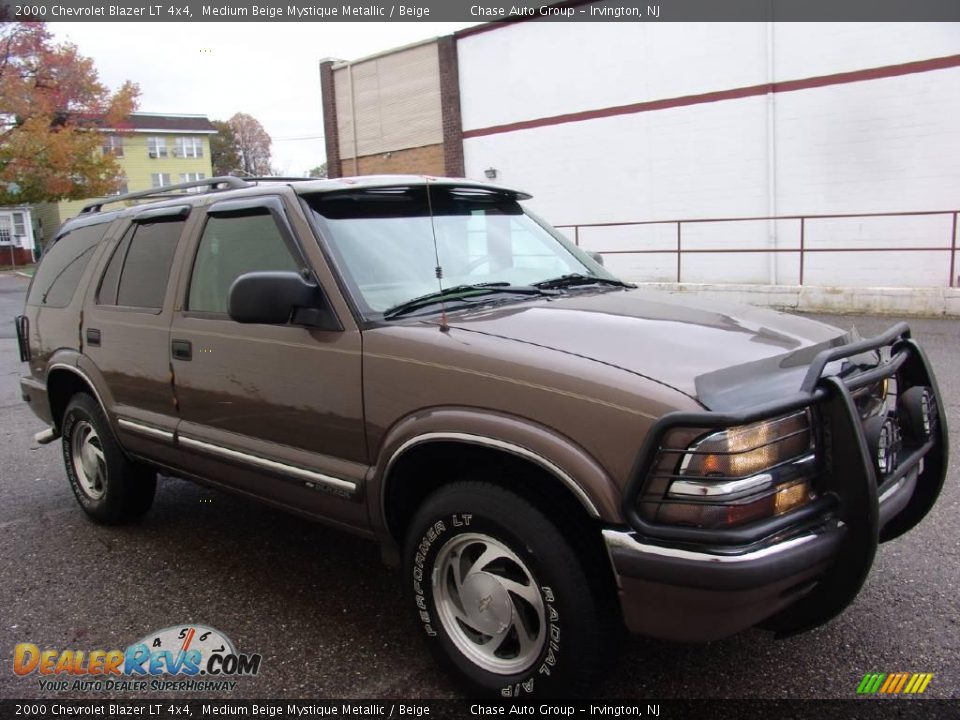 2000 Chevrolet Blazer LT 4x4 Medium Beige Mystique Metallic / Beige Photo #3