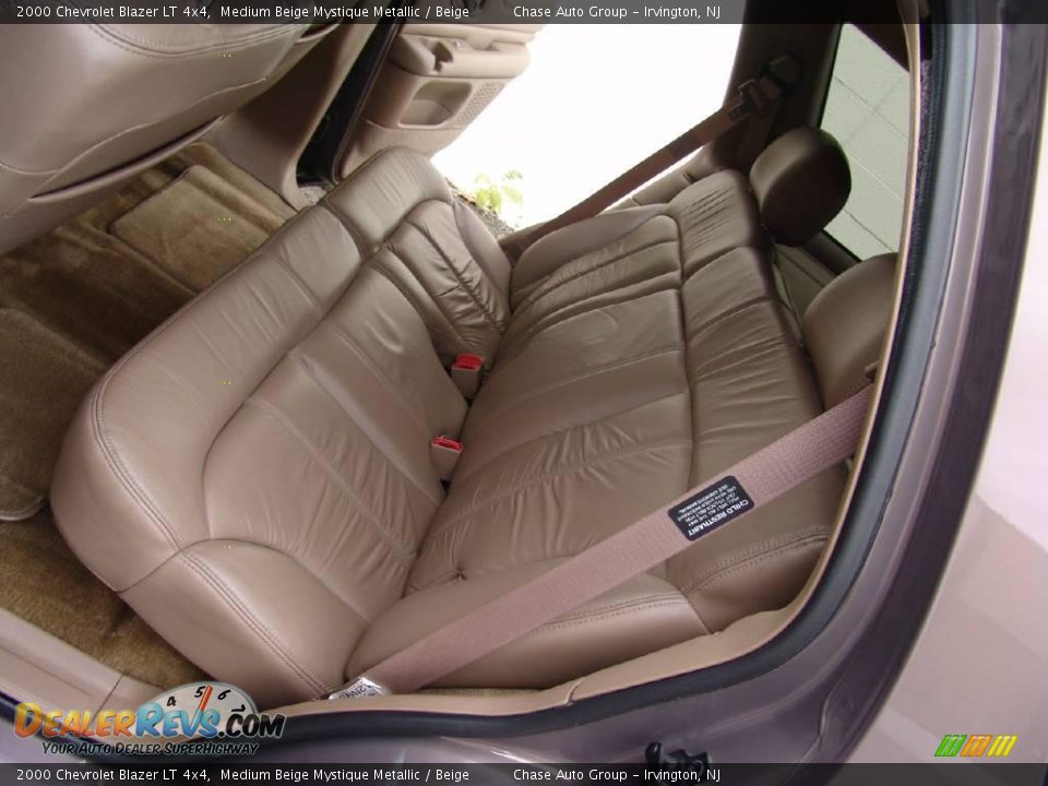 2000 Chevrolet Blazer LT 4x4 Medium Beige Mystique Metallic / Beige Photo #16