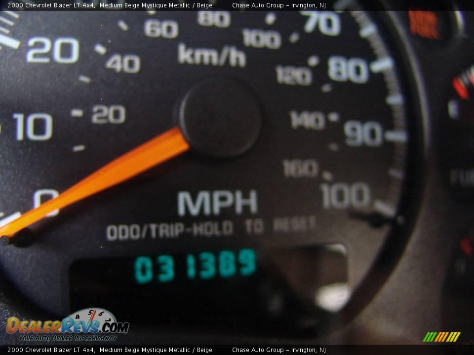 2000 Chevrolet Blazer LT 4x4 Medium Beige Mystique Metallic / Beige Photo #25